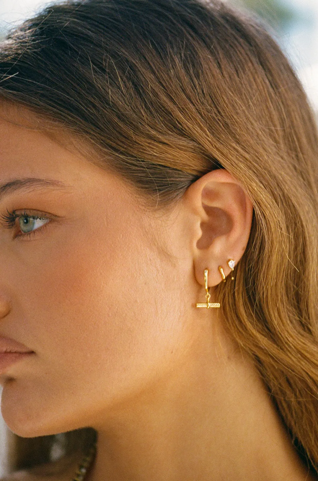 Earrings|SABO 18K Harlie T Bar Huggies